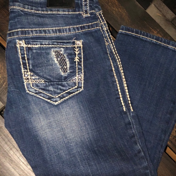 Sz 27 cropped Aquarius - Picture 1 of 2